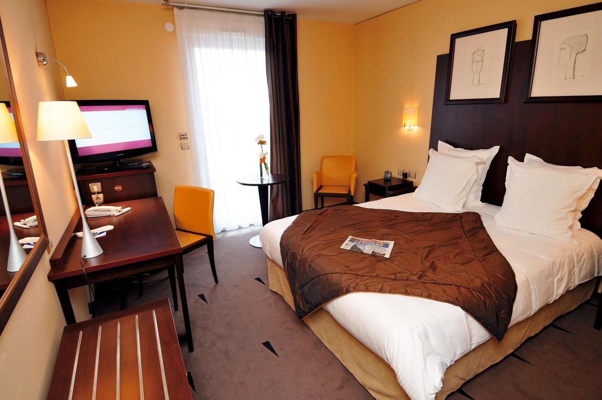 เบสต์ เวสเทิร์น พลัส ลา ฟาแยต โฮเต็ล แอนด์ สปา Hotel เอปินาล ภายนอก รูปภาพ